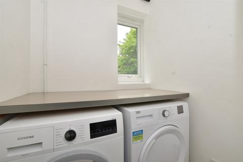 5, Berrylands Court Blackbush Close, Sutton, SM2 6BA