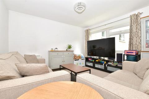 5, Berrylands Court Blackbush Close, Sutton, SM2 6BA