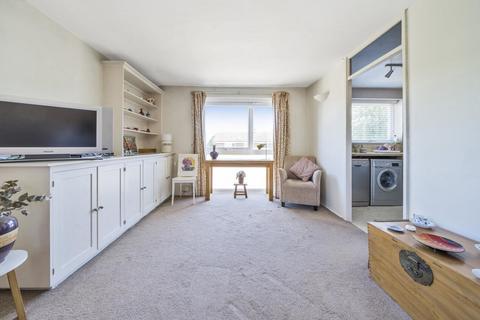 76 Ravensmede Way, London, W4 1TQ