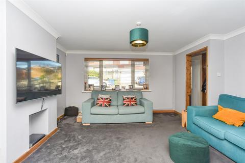3 Windmill Rise, Minster On Sea, Sheerness, ME12 3QA