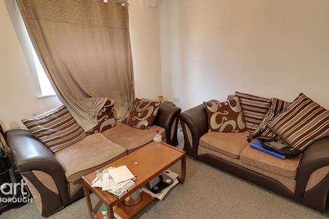 1 bedroom apartment for sale, Queens Walk, Peterborough