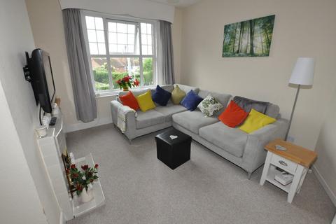 1 bedroom flat to rent, Little Common Road, Bexhill-on-Sea, TN39