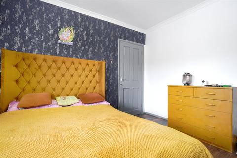 2 bedroom maisonette for sale, Swan Road, West Drayton, Middlesex, UB7