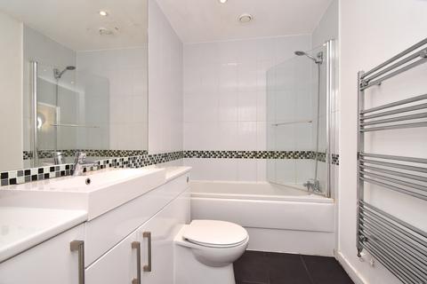 Flat 6, 121 Widmore Road, Bromley, BR1 3AH