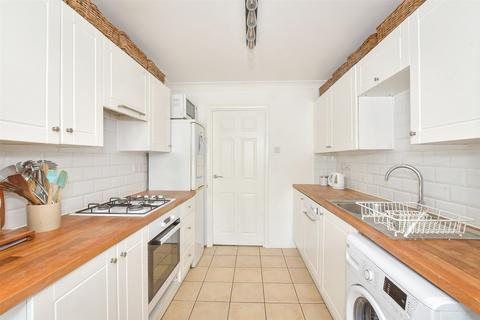 4 bedroom terraced house for sale, Maple Walk, Rustington, West Sussex