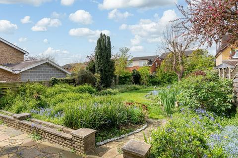 4 bedroom detached house for sale, Greenhills, Ware SG12