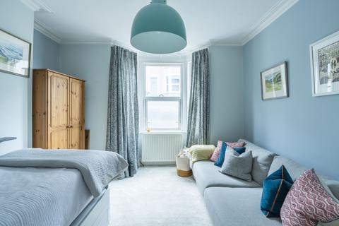 11 Gwilliam Street, Bristol, BS3 4LT