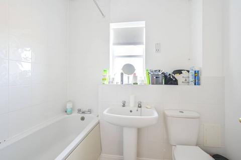 1 bedroom flat for sale, Wheat Sheaf Close, Isle Of Dogs, London, E14