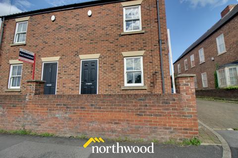 3 bedroom semi-detached house to rent, Stonegate , Doncaster DN8