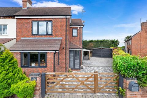 3 bedroom semi-detached house for sale, Oldfield Lane, Ombersley, Droitwich