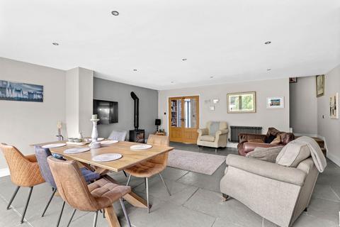 undefined, The Willows, Oldfield Lane, Ombersley, Droitwich. WR9 0JL