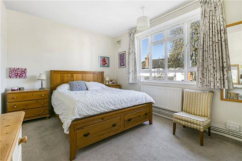 2 bedroom apartment for sale, Hopton Road, London, SW16