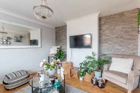 3 Rodfords Mead, Bristol, BS14 9UD