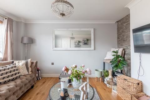 3 Rodfords Mead, Bristol, BS14 9UD