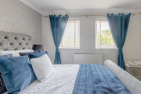 3 Rodfords Mead, Bristol, BS14 9UD