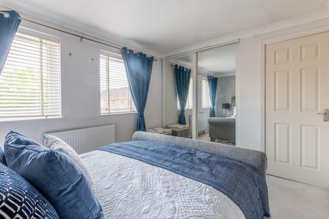 3 Rodfords Mead, Bristol, BS14 9UD