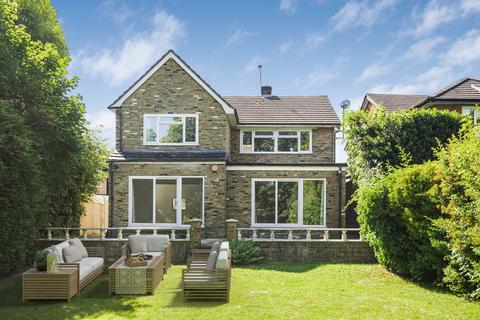 4 Elgin Drive, Northwood, HA6 2YR