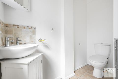 4 Elgin Drive, Northwood, HA6 2YR