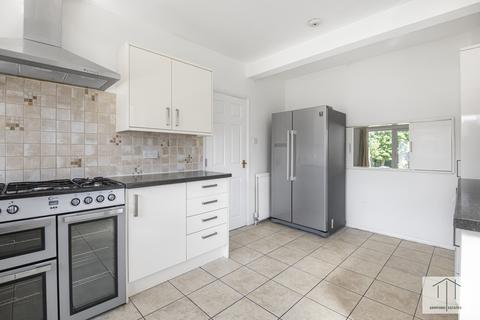 4 Elgin Drive, Northwood, HA6 2YR