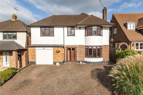 4 bedroom detached house for sale, Ferndale Avenue, Surrey KT16