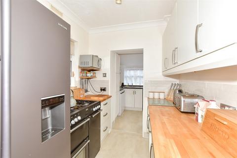 3 bedroom semi-detached house for sale, St. James Avenue, Ramsgate, Kent