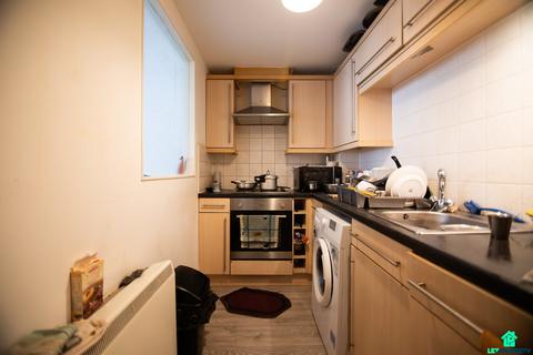 2 bedroom flat for sale, Wallace Street, Glasgow G5