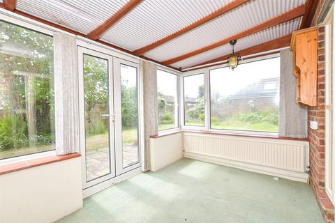 1 Briar Close, Yapton, Arundel, BN18 0ES