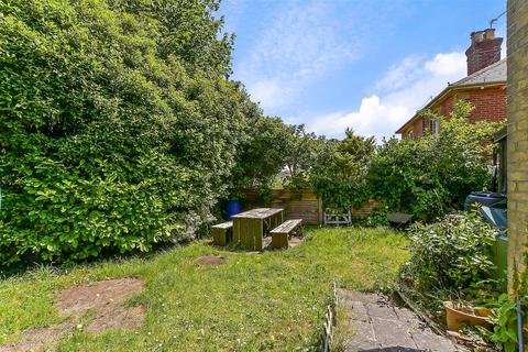 3 bedroom ground floor flat for sale, Whitepit Lane, Newport, Isle of Wight