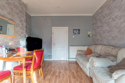 3 bedroom flat for sale, Burnfoot Drive, Glasgow G52