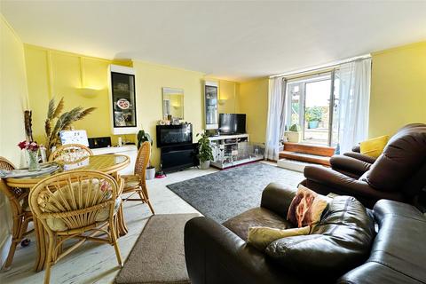 1 bedroom apartment for sale, South Terrace, Littlehampton, West Sussex