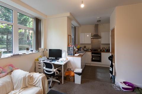 1 bedroom flat for sale, Farnsby Street, Swindon SN1