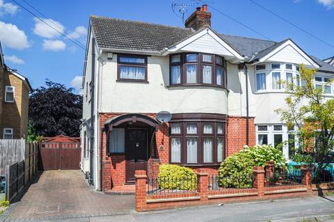 3 bedroom semi-detached house for sale, Lynmouth Avenue, Old Moulsham