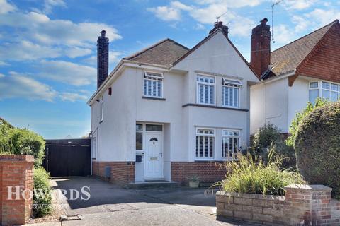 3 bedroom detached house for sale, Gunton Church Lane, Lowestoft