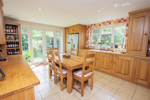 6 Pullington Cottages, Benenden, Cranbrook, TN17 4EG