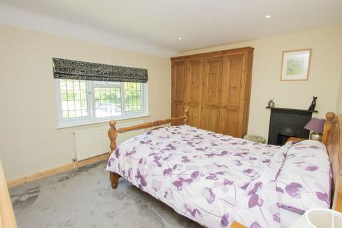 6 Pullington Cottages, Benenden, Cranbrook, TN17 4EG