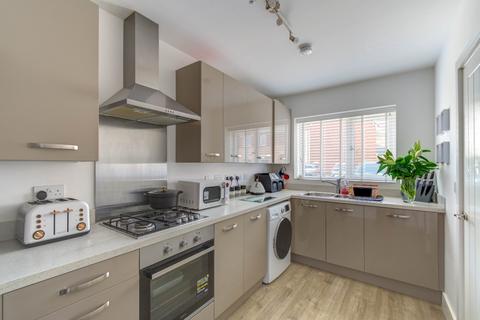 3 bedroom semi-detached house for sale, Russell Street, Cofton Hackett, Birmingham, West Midlands, B45