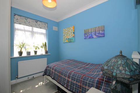 126a Tudor Drive, Morden, SM4 4PF