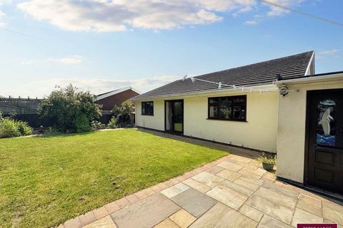 3 bedroom detached bungalow for sale, Rhodfa Heilyn, Dyserth, Denbighshire  LL18 6LW