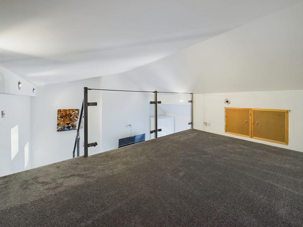 Bedroom 2 Mezzanine area