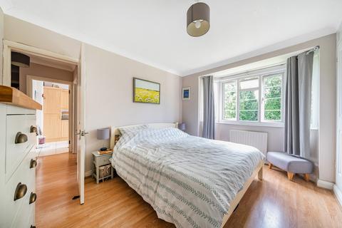 80 Amblecote Road, London, SE12 9TW