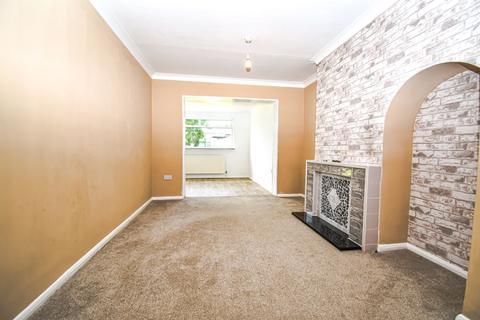 3 bedroom end of terrace house to rent, Eastbrook Drive, Romford