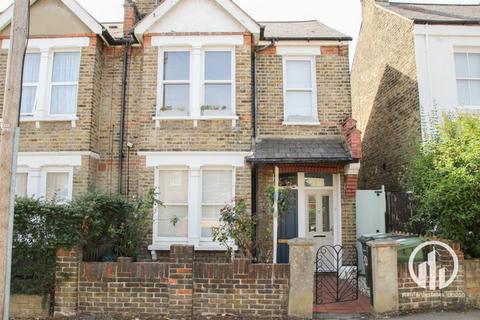 2 bedroom flat for sale, Elthruda Road, Hither Green, London, SE13