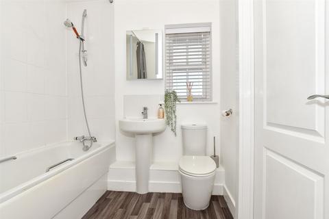 52 College Square, Westgate-on-sea, CT8 8BW