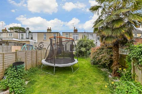 2 bedroom semi-detached house for sale, Dymchurch Road, Hythe, Kent