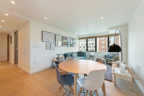 2 bedroom apartment to rent, Blake Tower, Fann Street, Barbican EC2Y