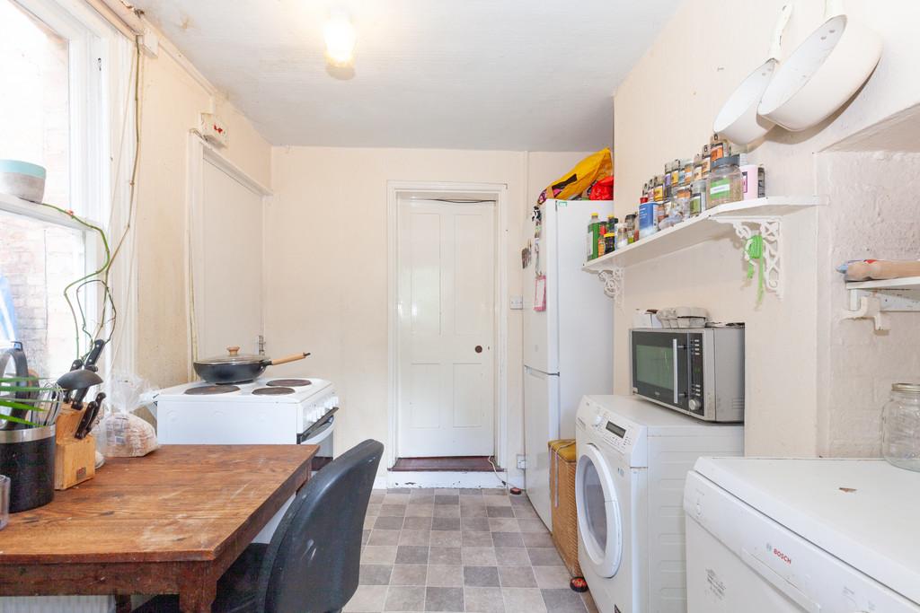 Kitchen- Angle 3