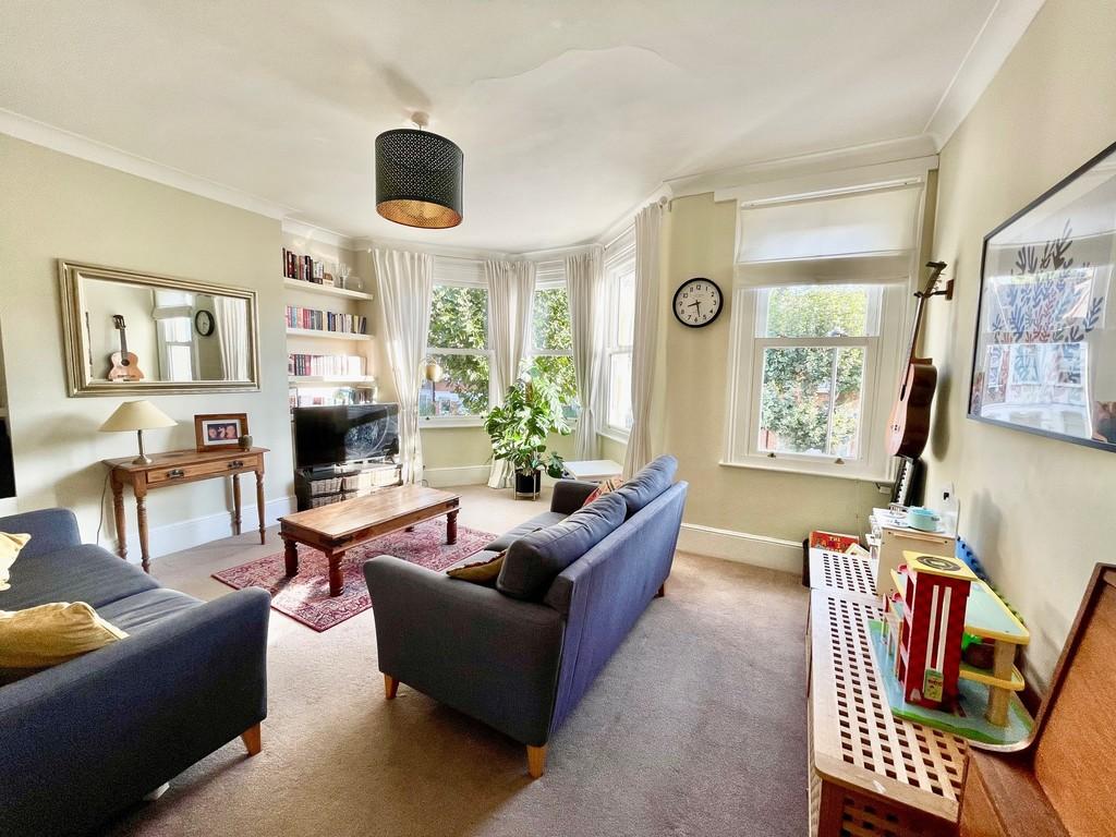 Langham Road, London N15 2 bed apartment - £525,000