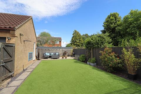 3 bedroom detached house for sale, Friars, Capel St. Mary