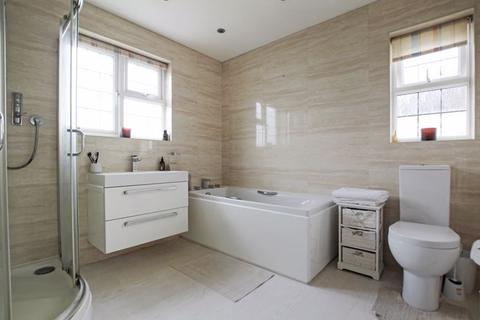 7 The Close, Bexley, DA5 1BD