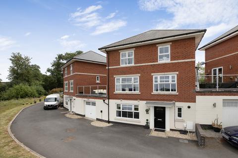 4 bedroom link detached house for sale, Finistere Avenue, Dawlish EX7